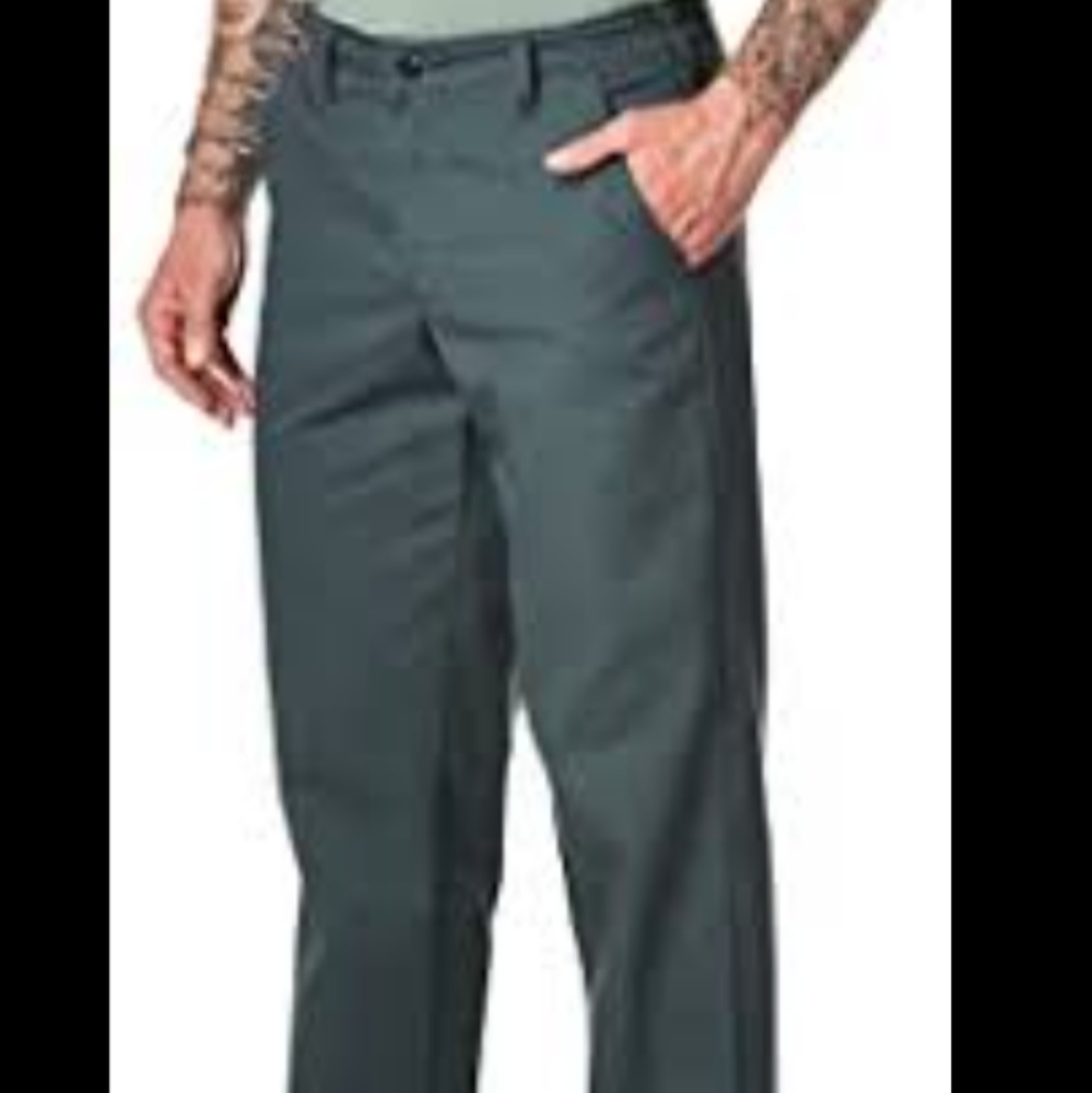 Carhartt Style Dark Green Straight Leg Work Pants. Mens 36 Waist x 33 L.